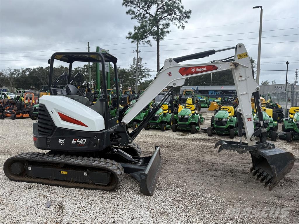 Bobcat E40 Minikaivukoneet < 7t