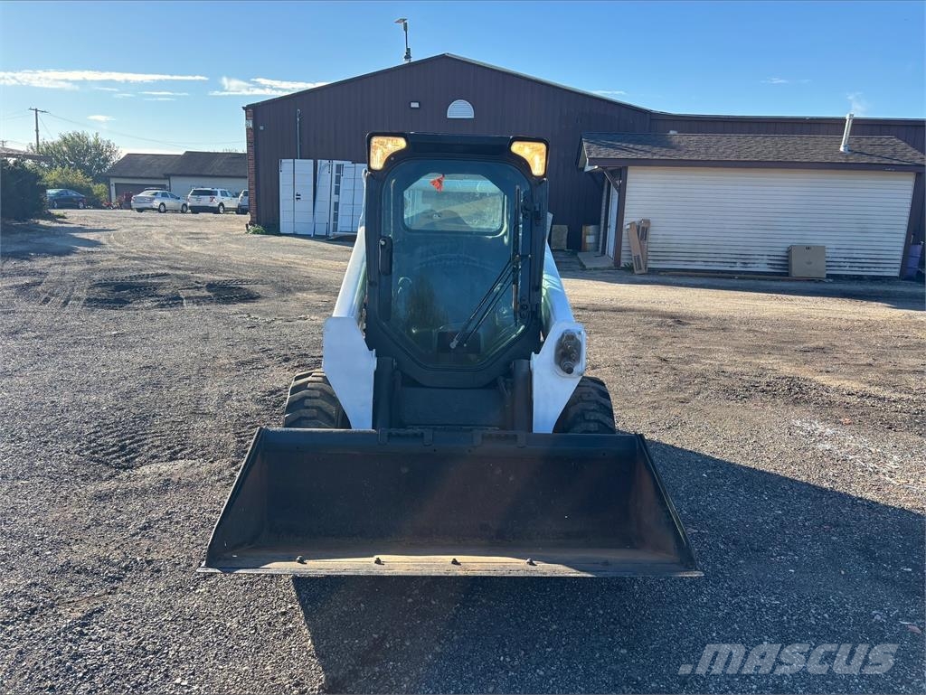 Bobcat S570 لوادر انزلاقية التوجيه