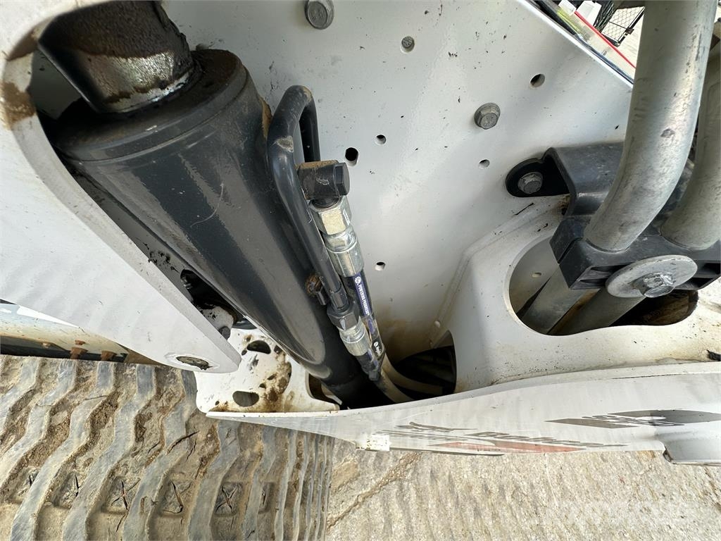 Bobcat T740 Μίνι φορτωτές