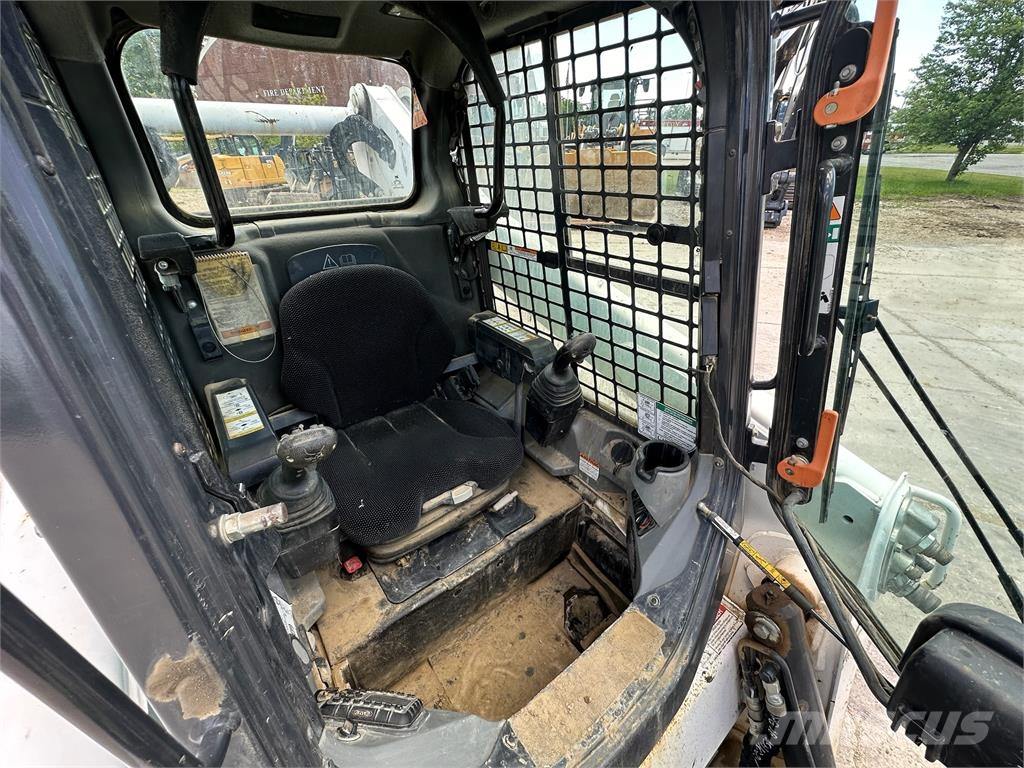 Bobcat T740 Μίνι φορτωτές