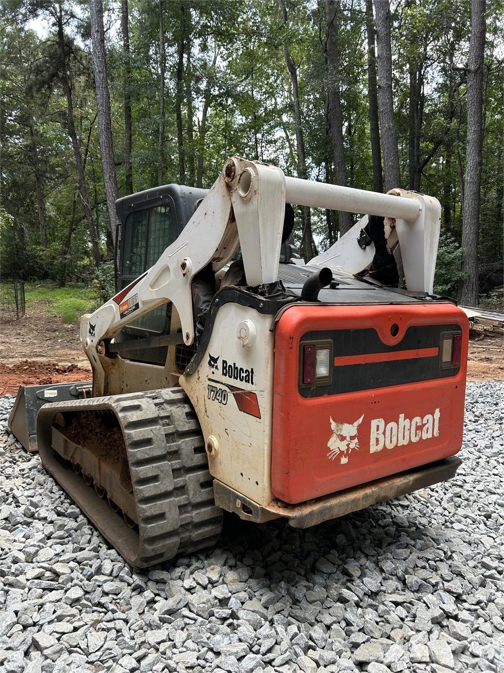 Bobcat T740 Mini nakladalci