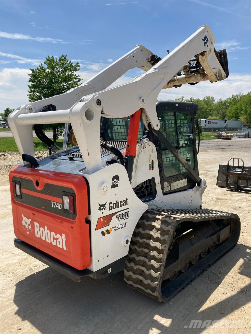 Bobcat T740 小型装载机