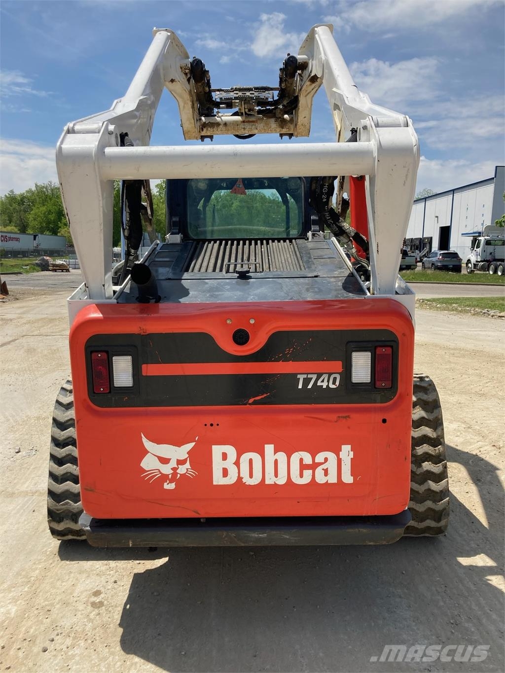 Bobcat T740 小型装载机