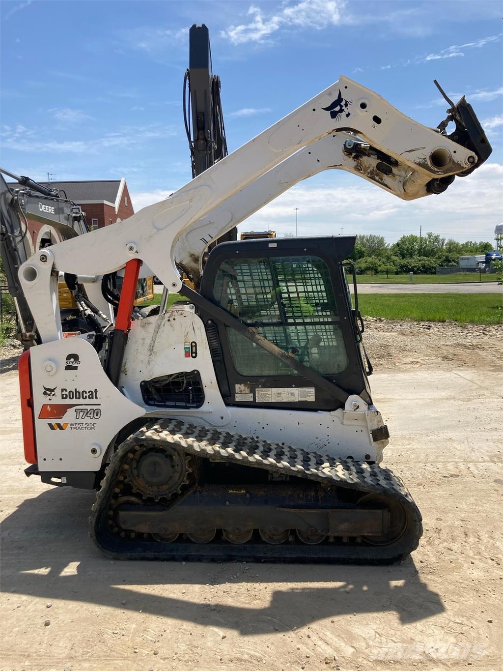 Bobcat T740 小型装载机