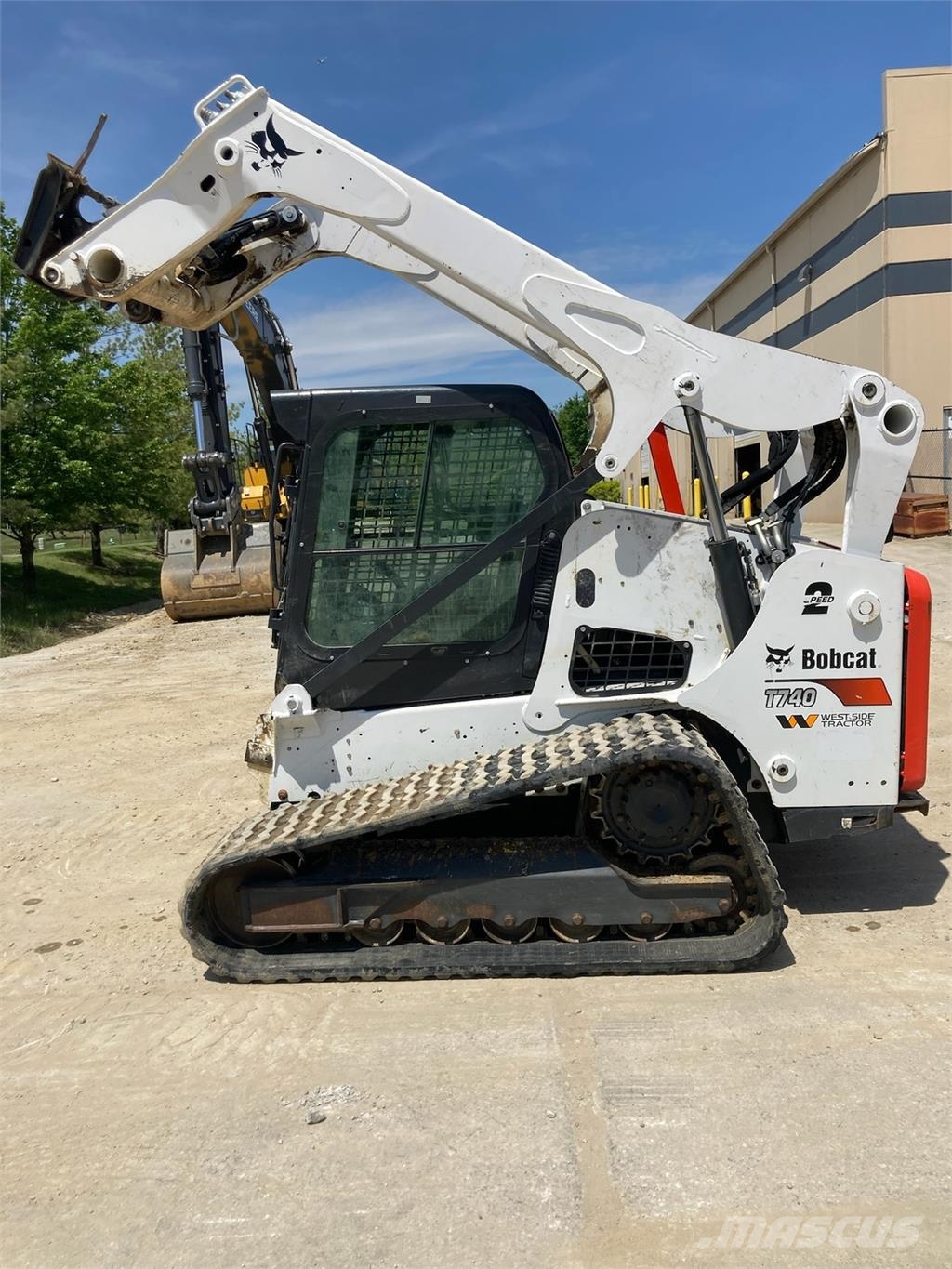 Bobcat T740 小型装载机