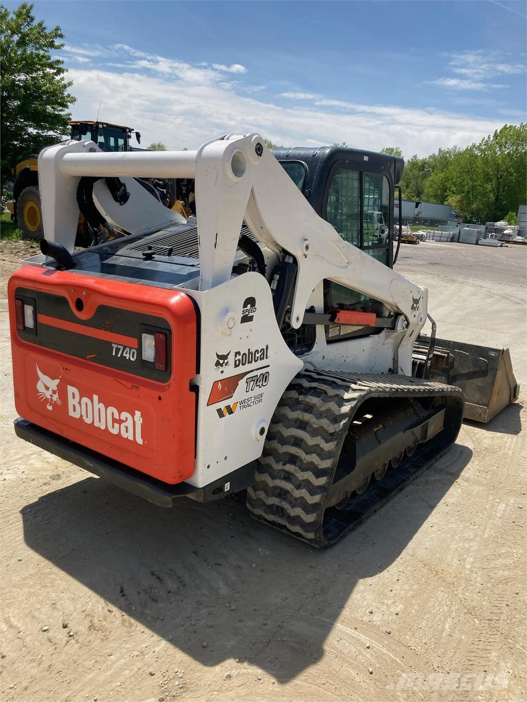 Bobcat T740 小型装载机