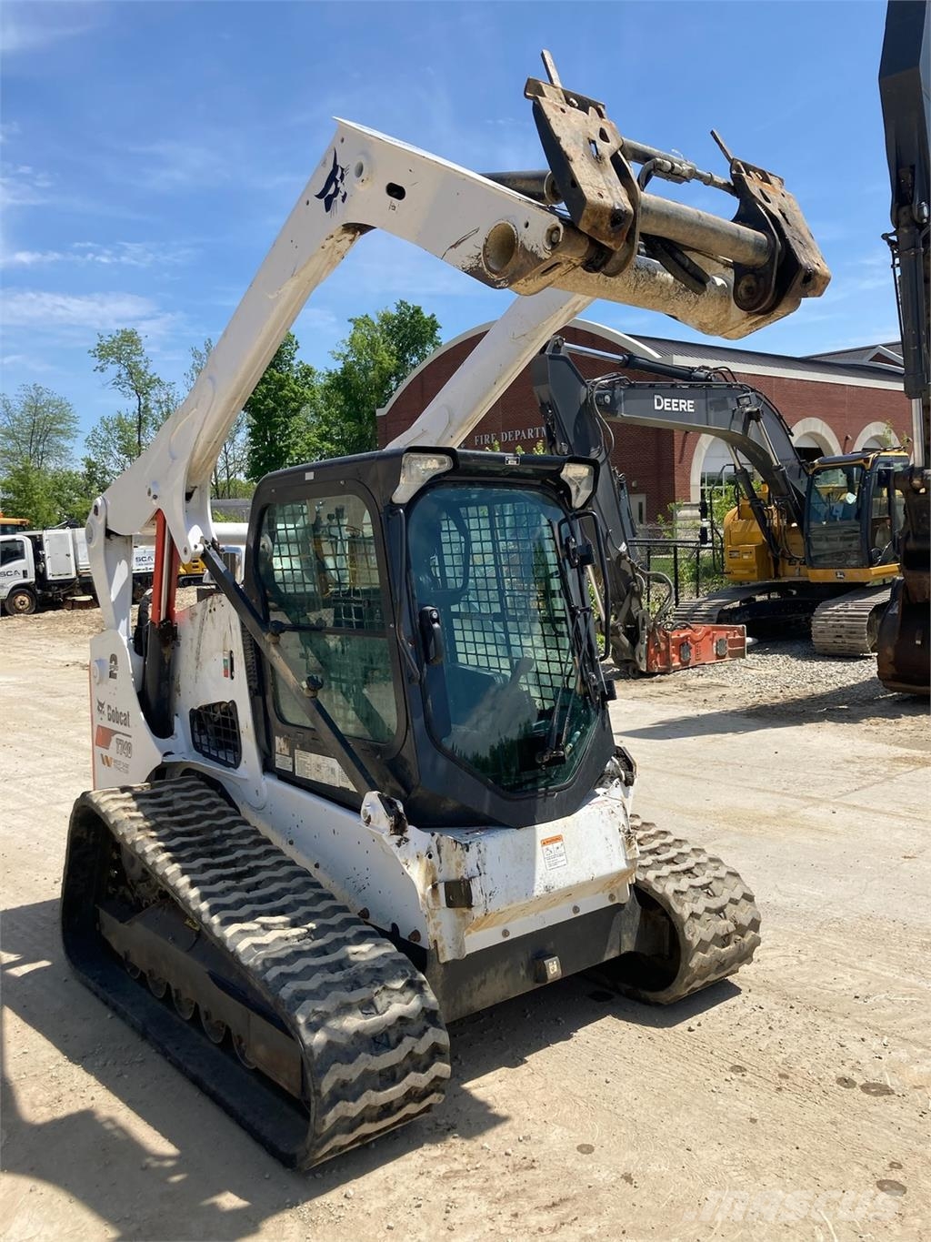 Bobcat T740 小型装载机