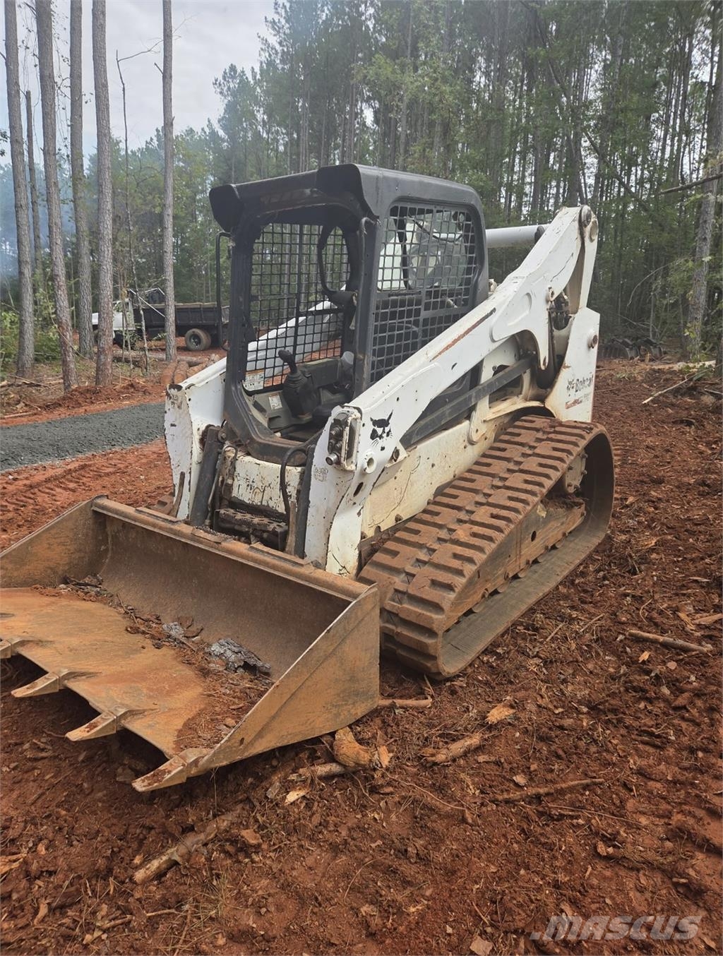 Bobcat T750 Mini nakladalci