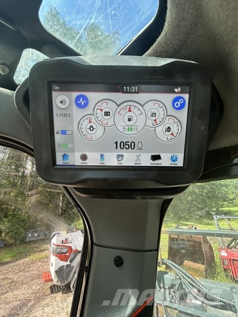 Bobcat T86 لوادر انزلاقية التوجيه
