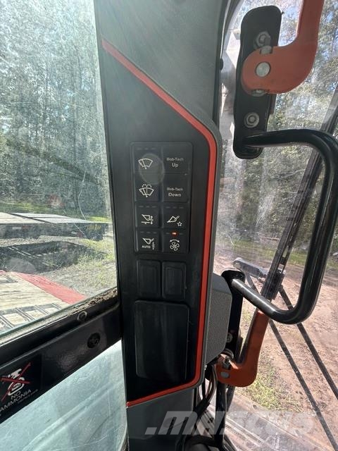 Bobcat T86 لوادر انزلاقية التوجيه