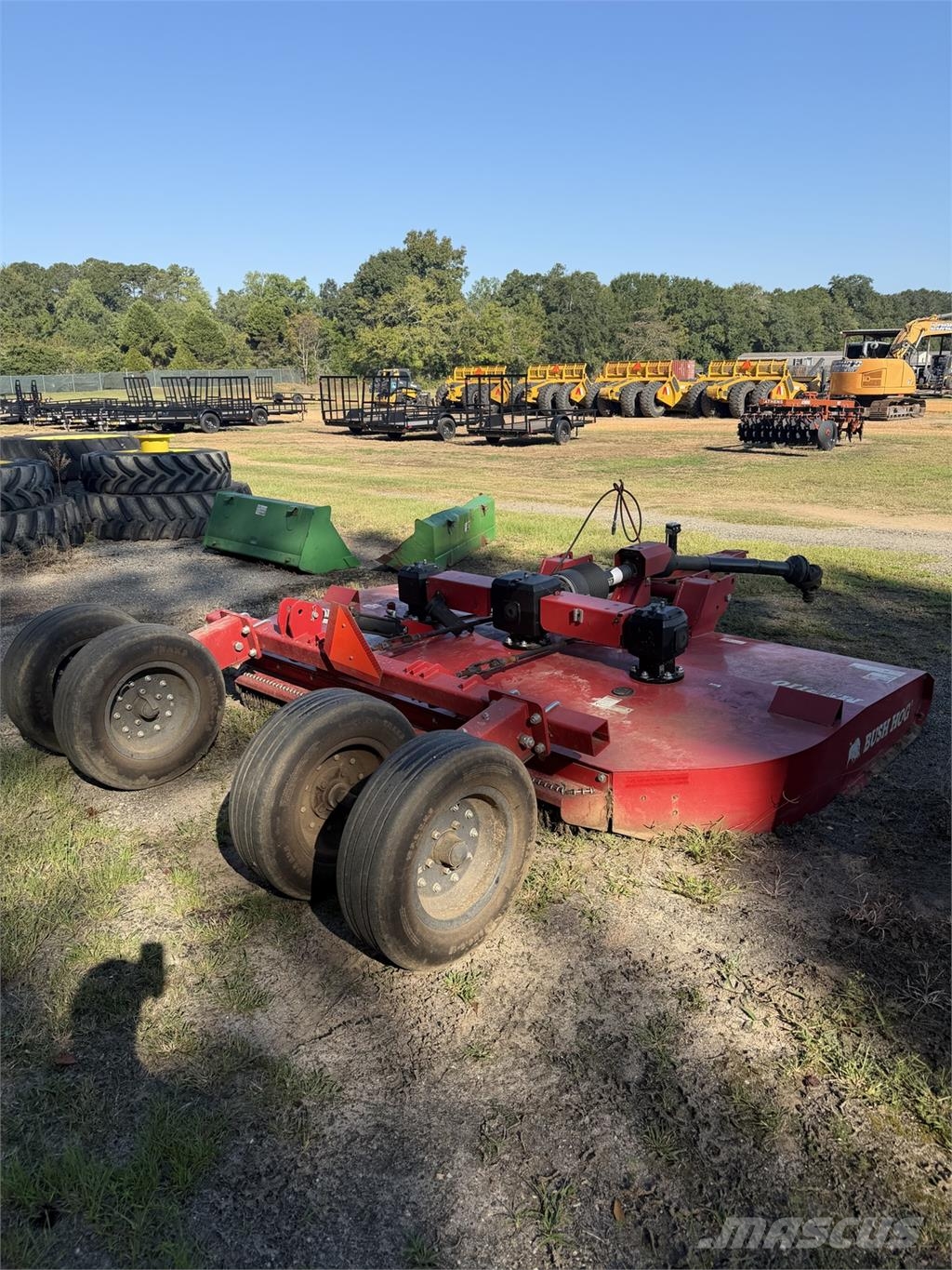 Bush Hog 3110R Dérouleuse, pailleuse