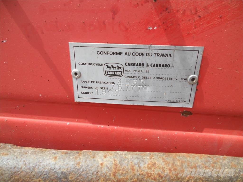 Carraro 4 linhas Сеялки