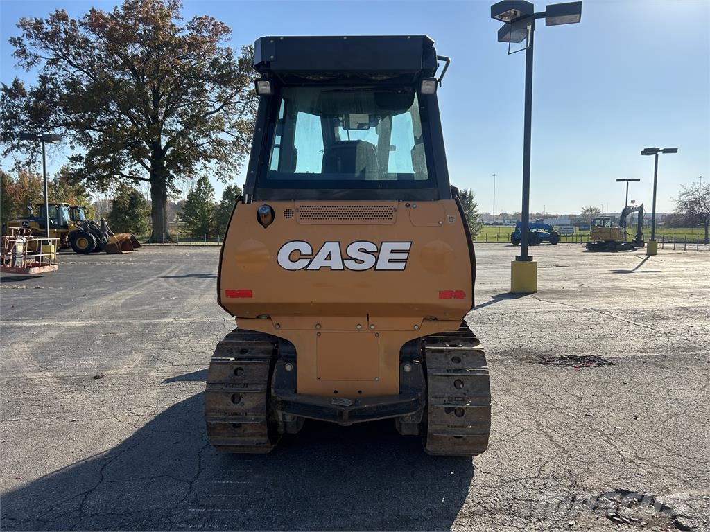 CASE 650M Kāpurķēžu buldozeri