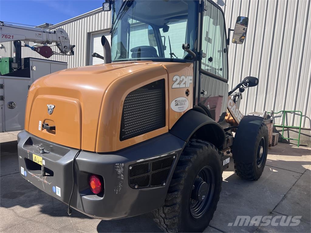 Case IH 221F Φορτωτές με λάστιχα (Τροχοφόροι)