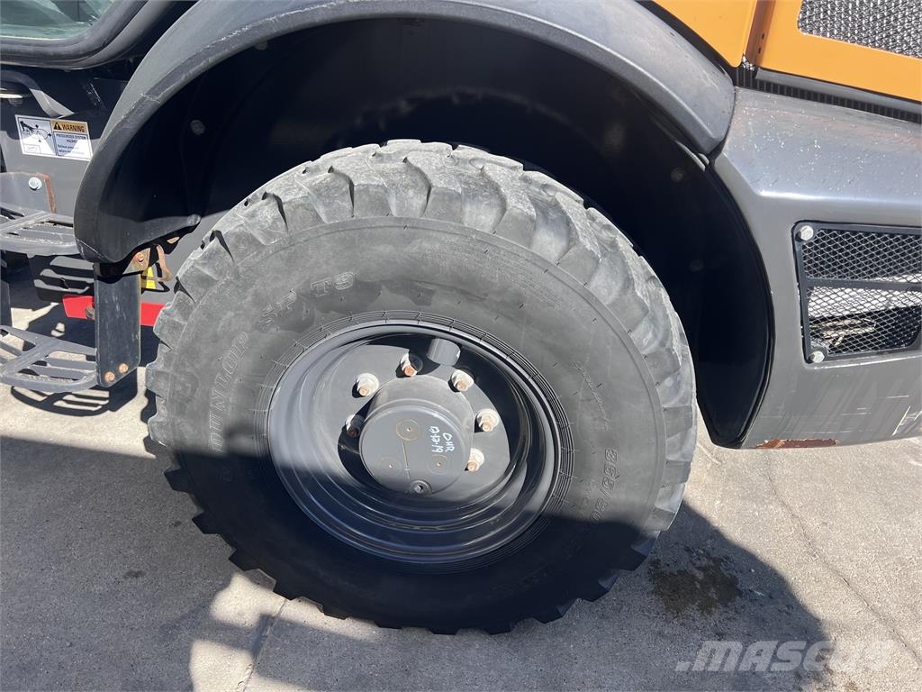 Case IH 221F Φορτωτές με λάστιχα (Τροχοφόροι)