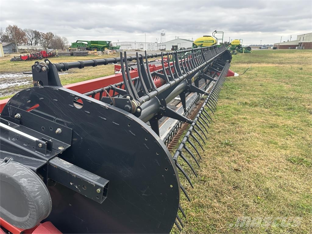 Case IH 3162-35 Combine harvester accessories
