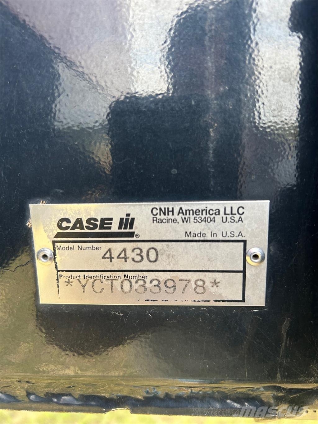 Case IH 4430 Прицепные опрыскиватели