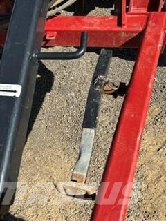 Case IH 870 チゼルプラウ