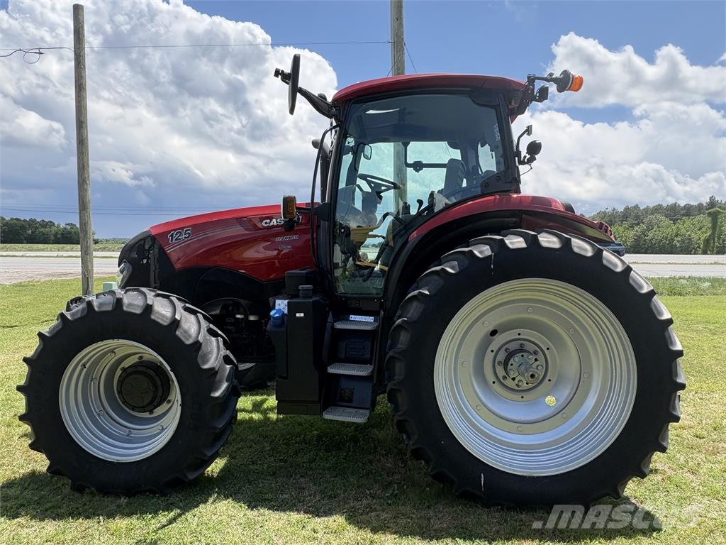 Case IH Maxxum 125 T4B 소형 트랙터
