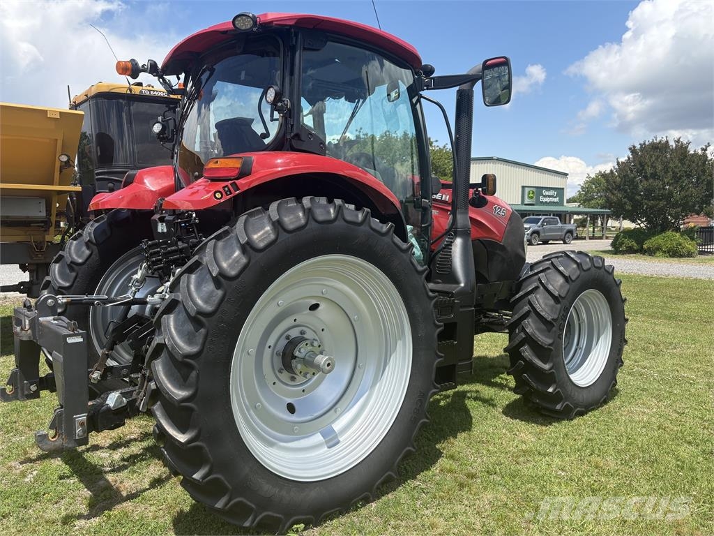 Case IH Maxxum 125 T4B 소형 트랙터