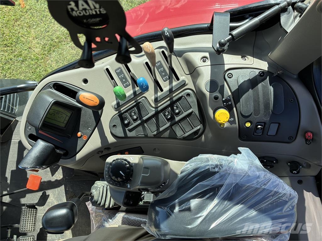 Case IH Maxxum 125 T4B Traktorji