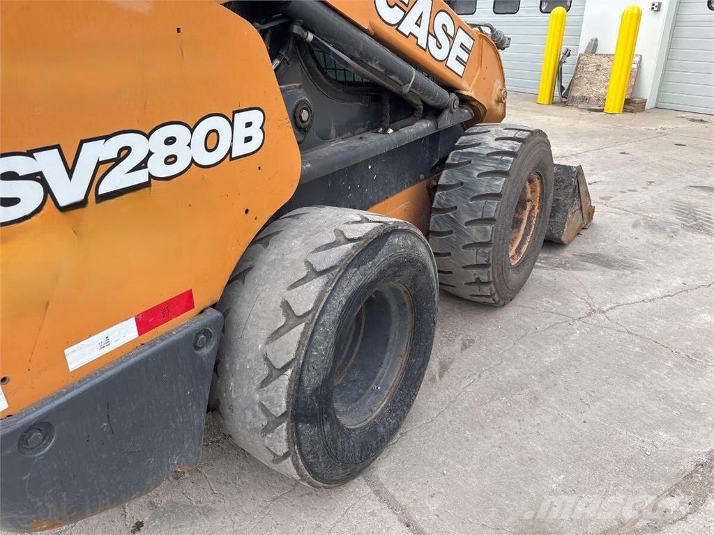 CASE SV280B Chargeuse compacte