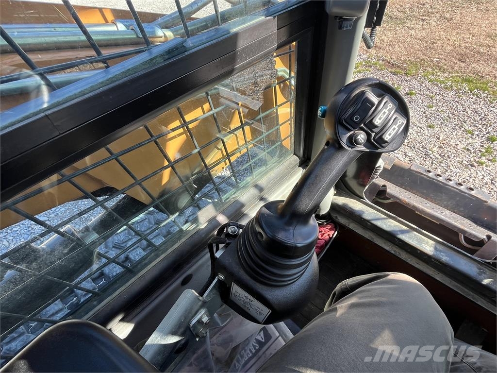 CASE TR310 Minilader