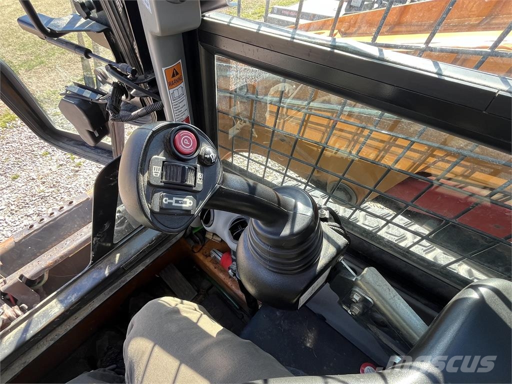 CASE TR310 Minilader