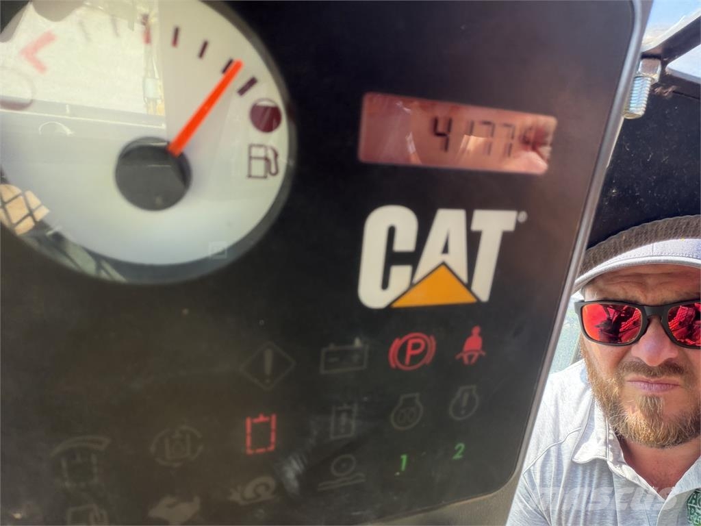 CAT 262C Minicargadoras