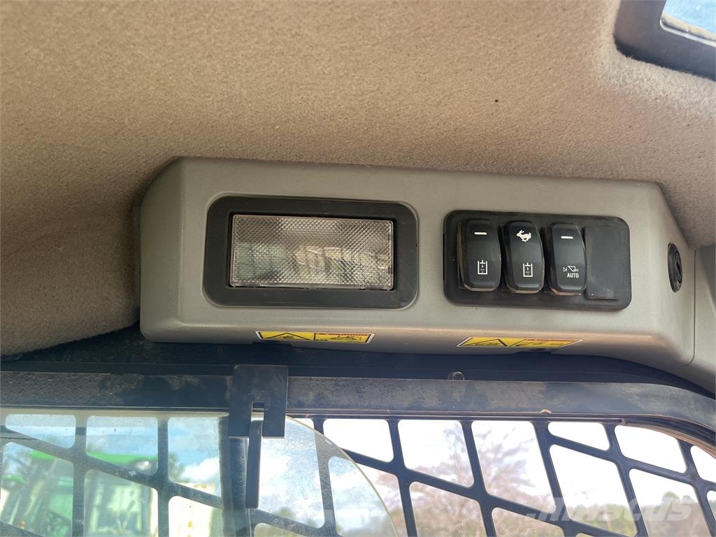 CAT 299D3XE Miniladers