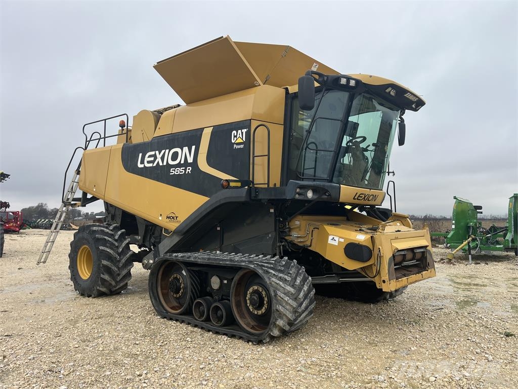 CAT 585R 聯合收穫機