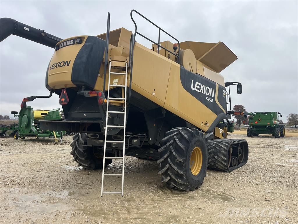 CAT 585R 聯合收穫機