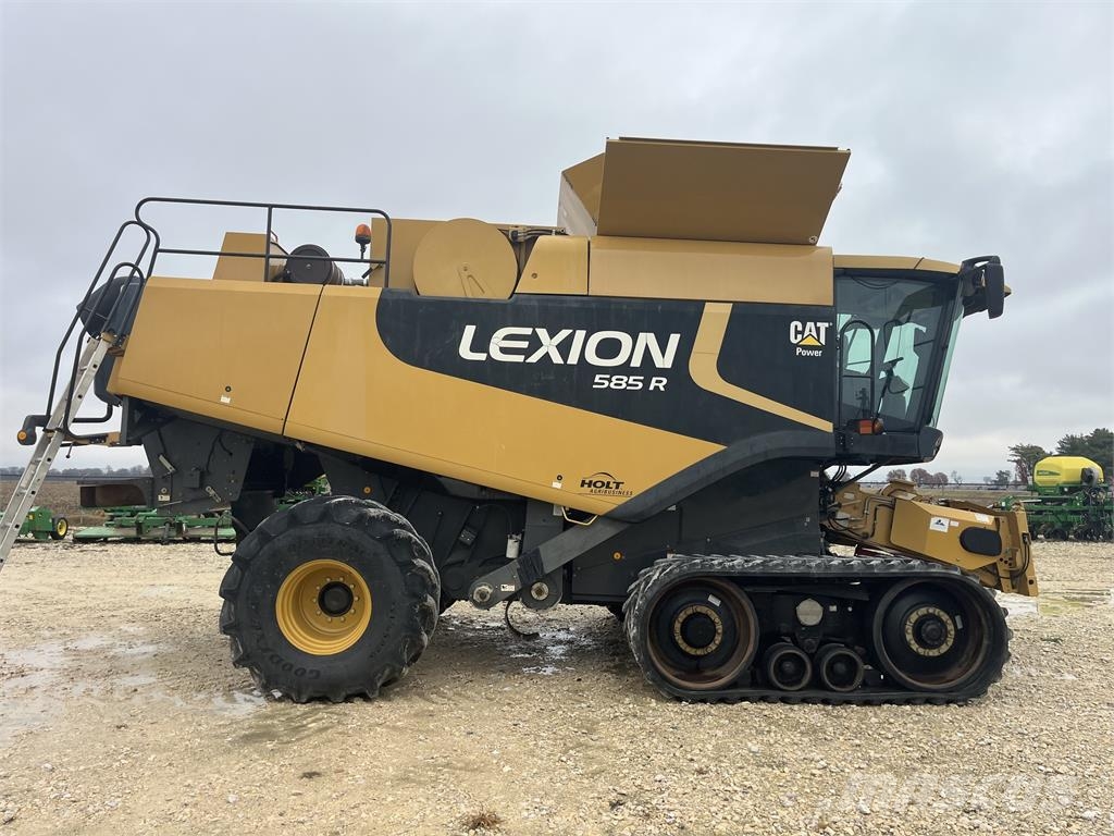 CAT 585R 聯合收穫機