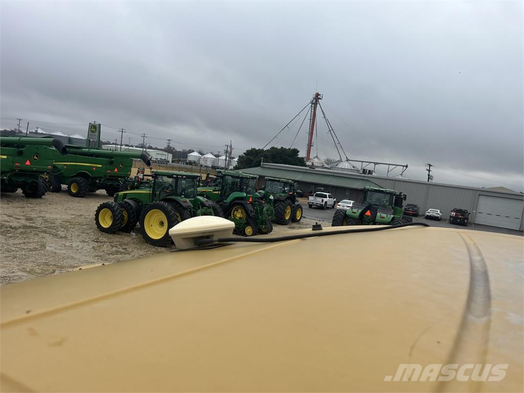 CAT 585R 聯合收穫機