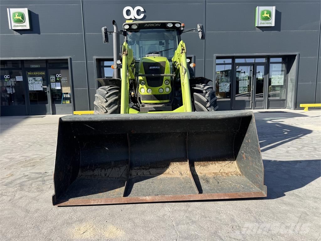 CLAAS ARES 630 Traktoren