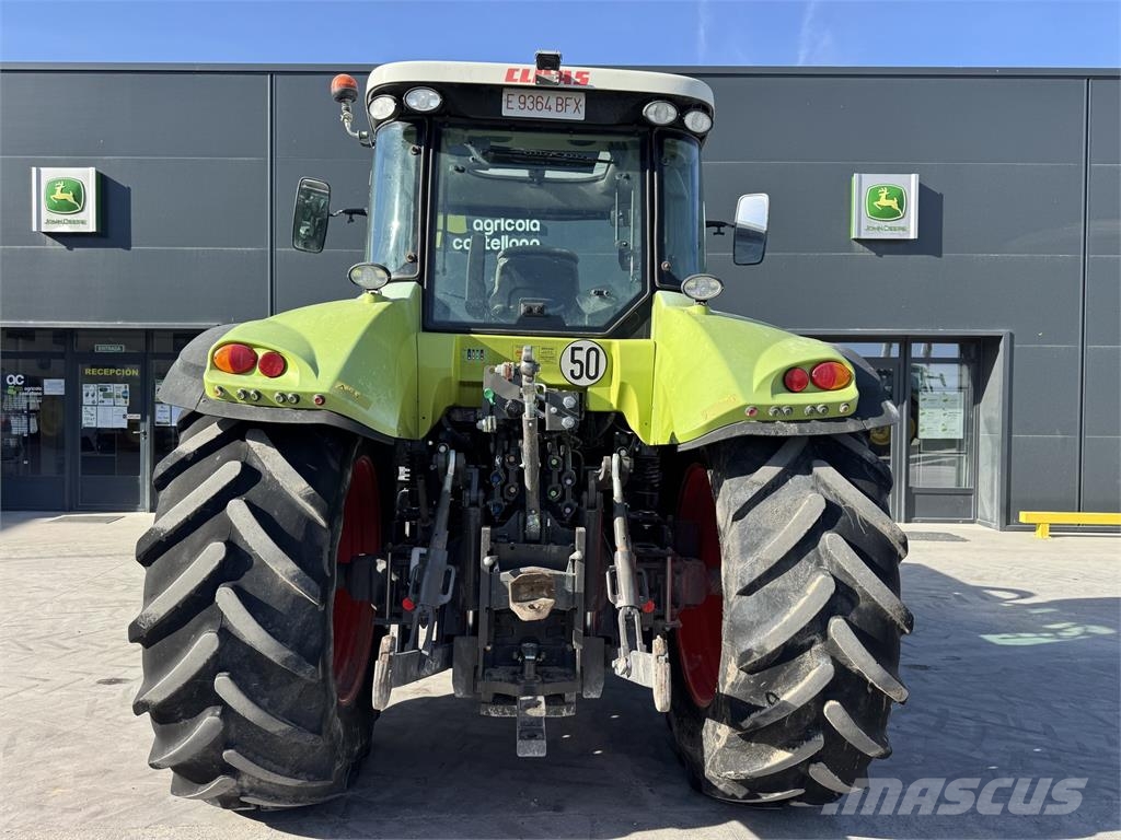 CLAAS ARES 630 Traktoren