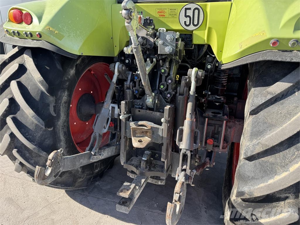 CLAAS ARES 630 Traktoren