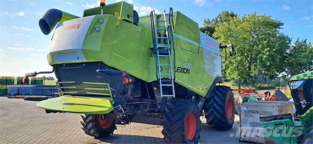 CLAAS Lexion 670 Θεριζοαλωνιστικές μηχανές