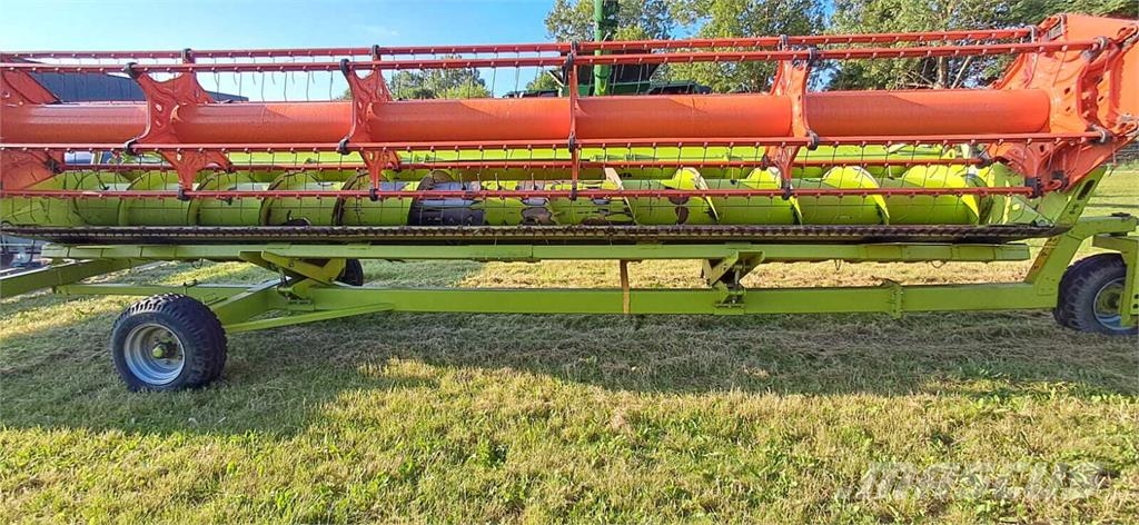 CLAAS Lexion 670 Θεριζοαλωνιστικές μηχανές