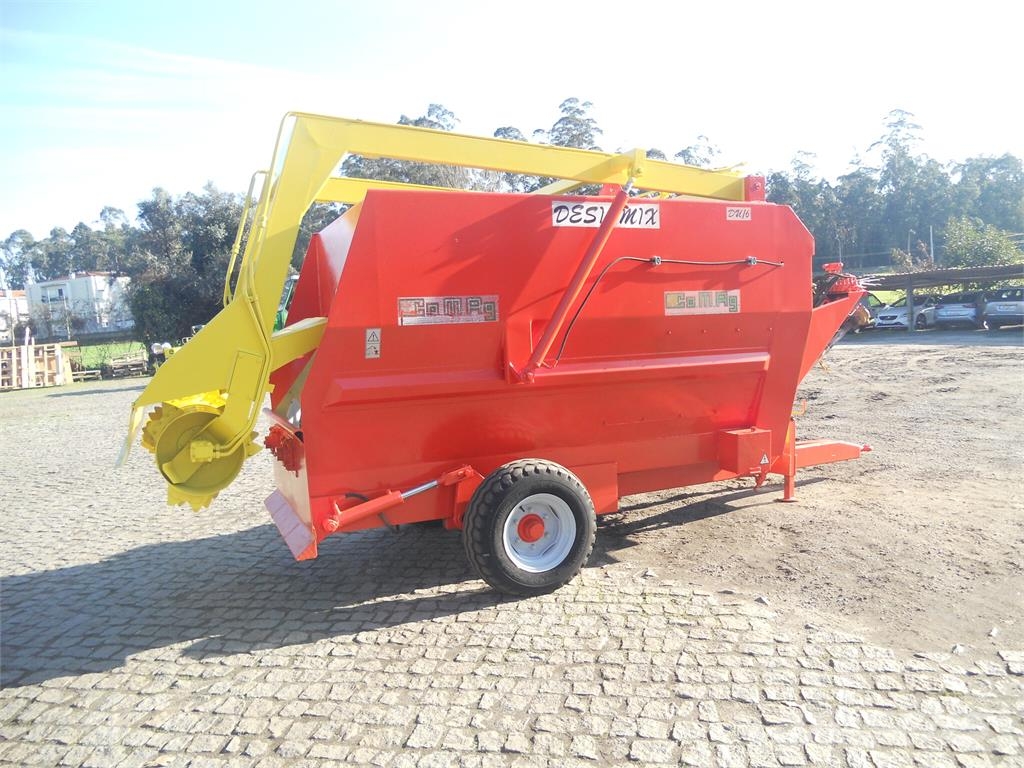 Comag 6M3 Voermachines