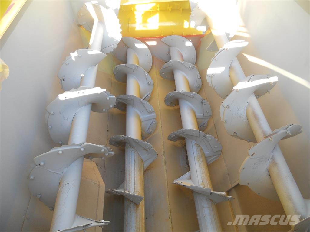 Comag 6M3 Voermachines