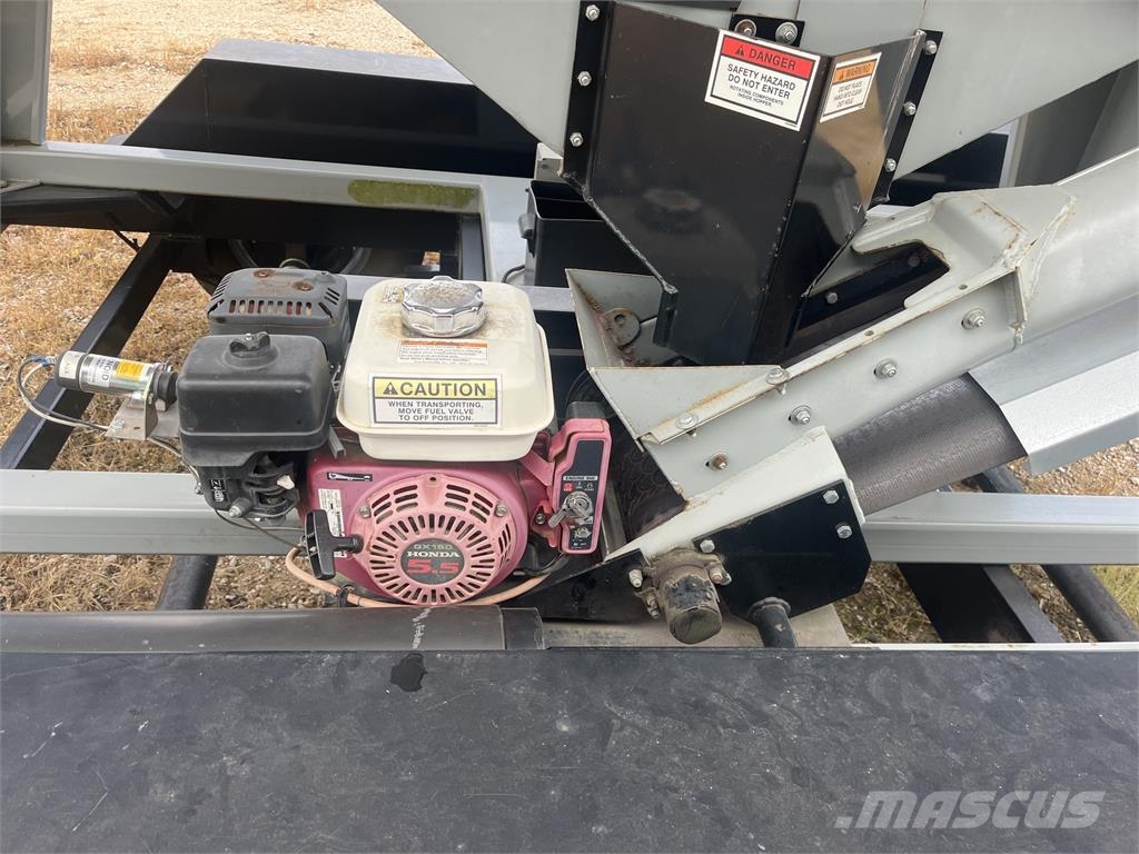 CrustBuster 240BU Причепи перевантажувачі зерна