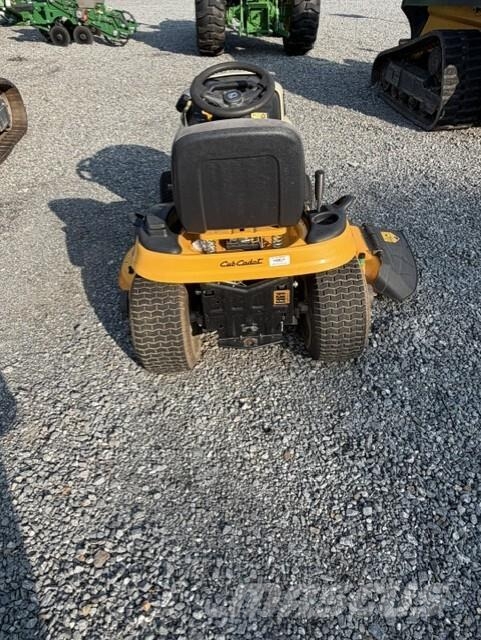 Cub Cadet LTX1050 Päältäajettavat ruohonleikkurit