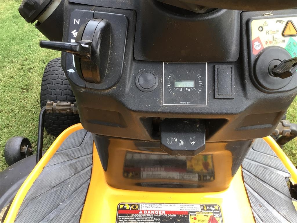 Cub Cadet XT1 Enduro ركوب الحشائش