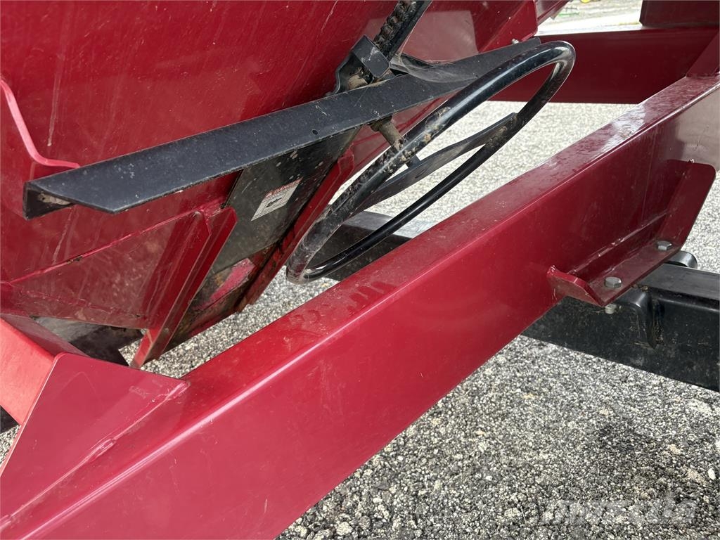 Demco 650 مقطورة حبوب