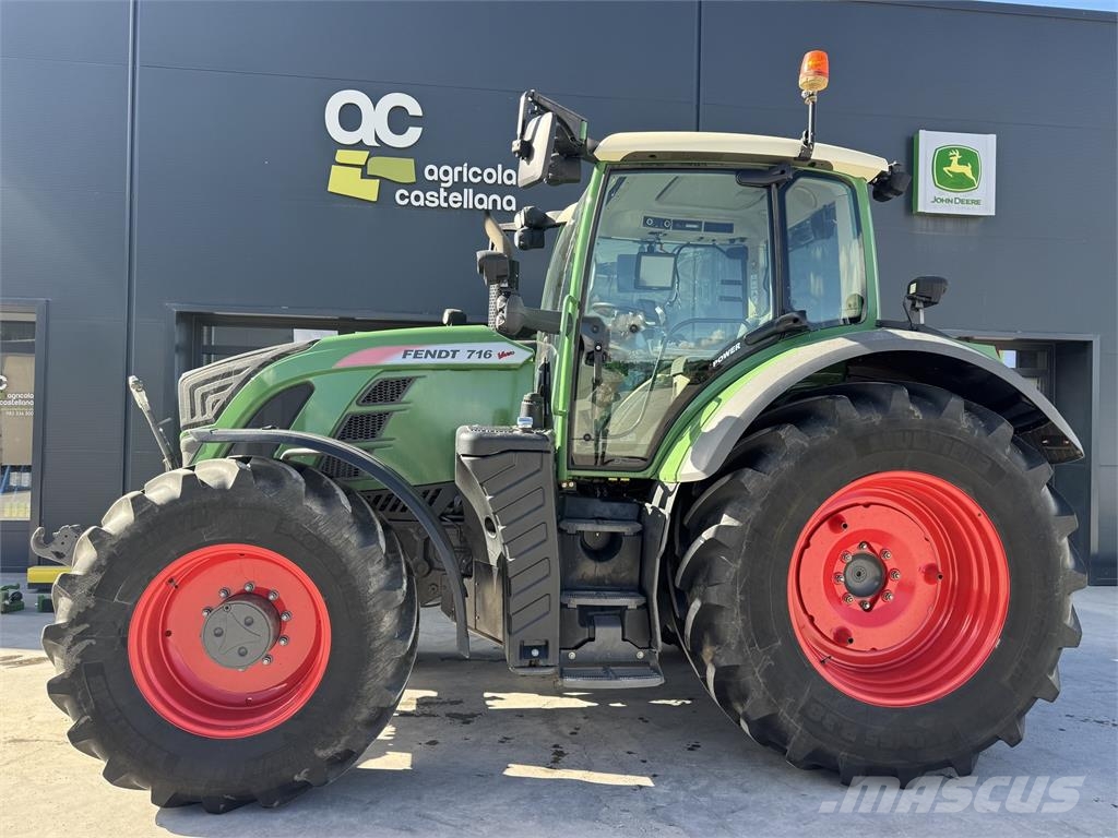 Fendt 716 الجرارات