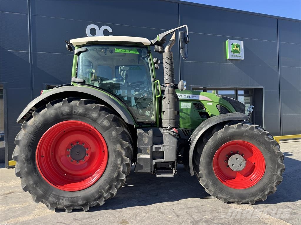 Fendt 718 الجرارات