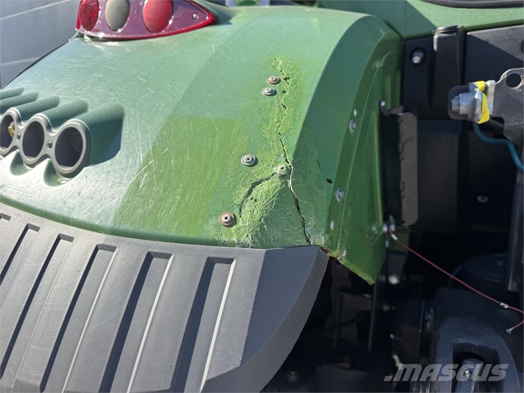 Fendt 718 الجرارات