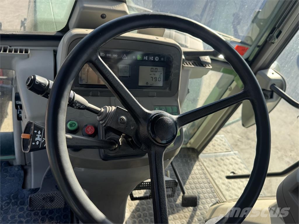 Fendt 817 الجرارات