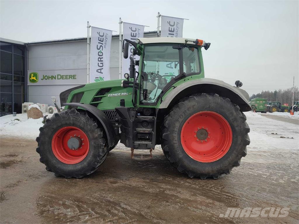 Fendt 828 Tractors